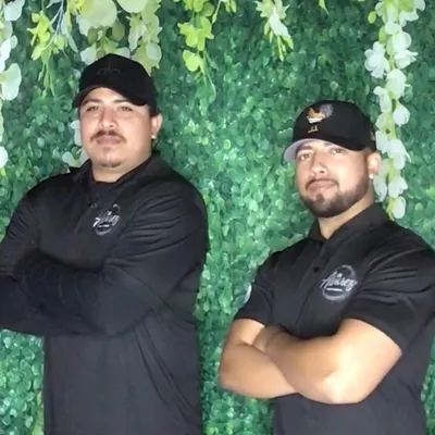 Alvarezphotobooth rental services