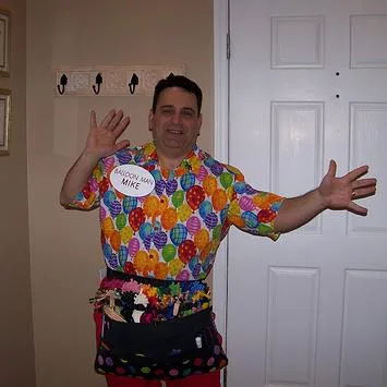 Balloon Man Mike Party Entertainment