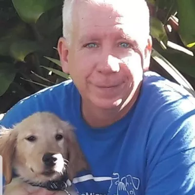 Miami Dog Training by Richard Heinz