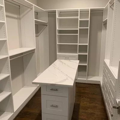 Land Custom Cabinetry LLC