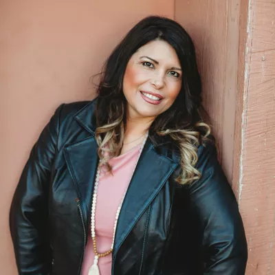 Lovina Robinson Mindset/Business Coaching