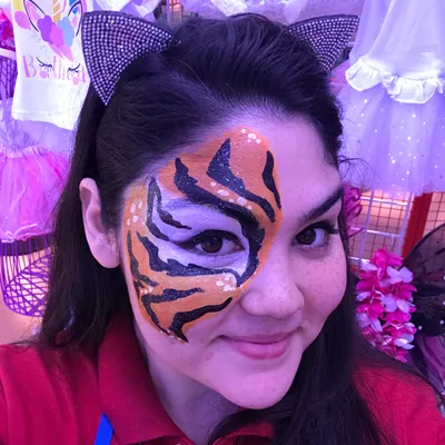 Artsy Serenity Face Painting