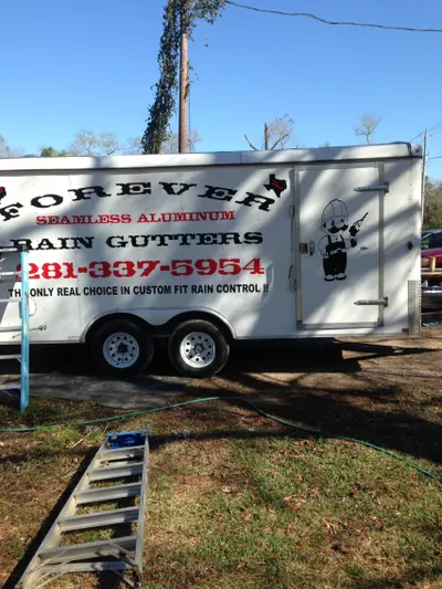 FOREVER RAIN GUTTERS The only real choice in cu...
