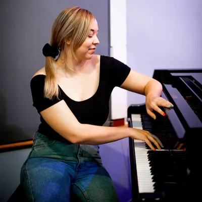 Louise Noble
