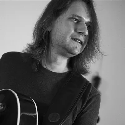 Eugene's professional guitar workshop