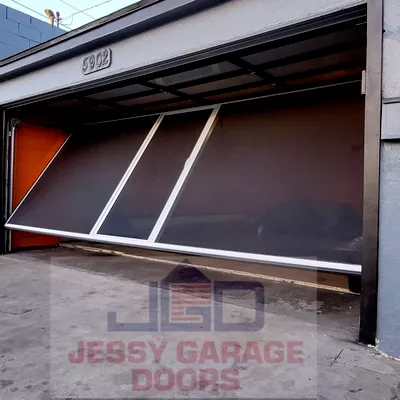 Jessy Garage Doors
