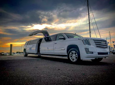 McIntyre Limousine