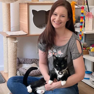 Cuddles Not Cages - Cat & Small Animal Boarding
