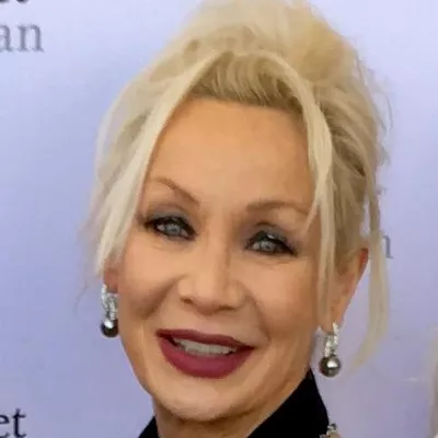 Metropolitan Opera singer accepting students