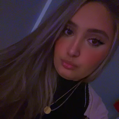 Psychic Reader & Spiritual Advisor Julia