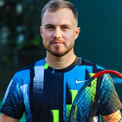 Salikh Tennis Academy ?