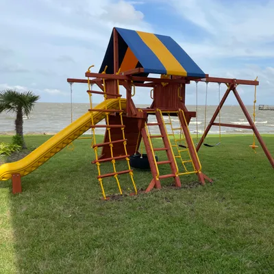 Playtime Pro Services llc