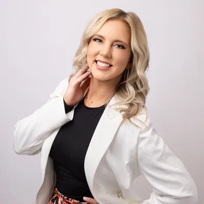 CourtneyKCo | Shaken and Stirred