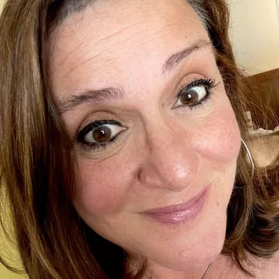 Julie Mikalis