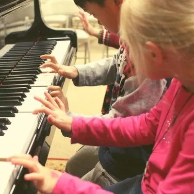 RISE Music: Piano, Guitar, Voice, & Violin Lessons