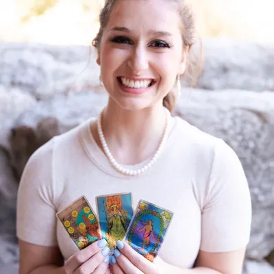 The Healing Shell LLC - Psychic Reiki Teacher