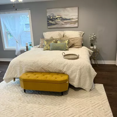 AM HOME STAGING