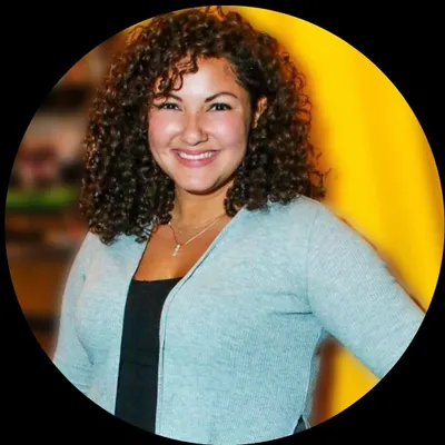 Clean & Organize with Vanessa