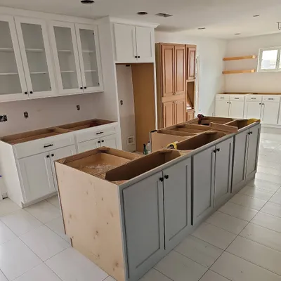Valdez Kitchens LLC