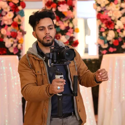 Layeq Video Production