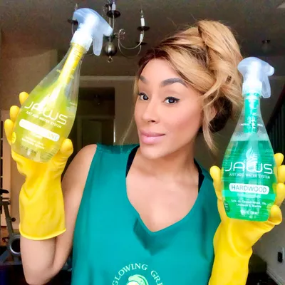 Glowing Green Cleaning