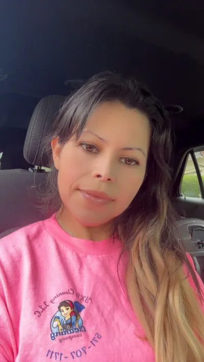 Xiomara's cleaning full service