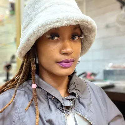 Makyla T