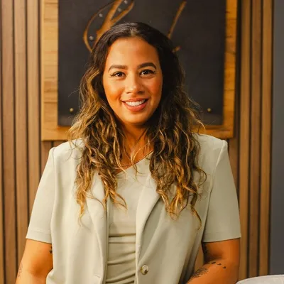 Thaís - Brazilian Lux Professional Services