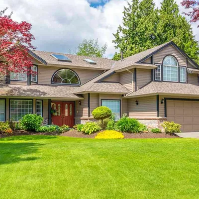 Husband and Wife House and Landscape Cleaning