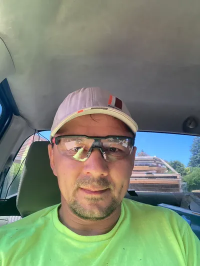 Handyman  Construction services