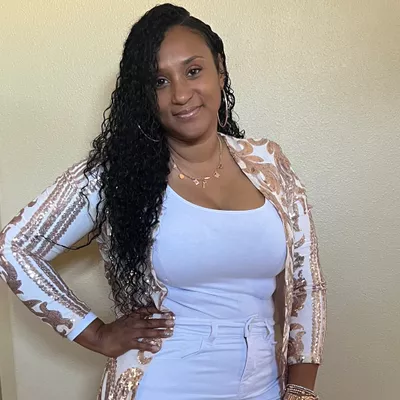 Sparkle And Glow Services LLC