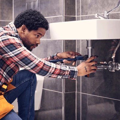 Dee's Plumbing Services, LLC