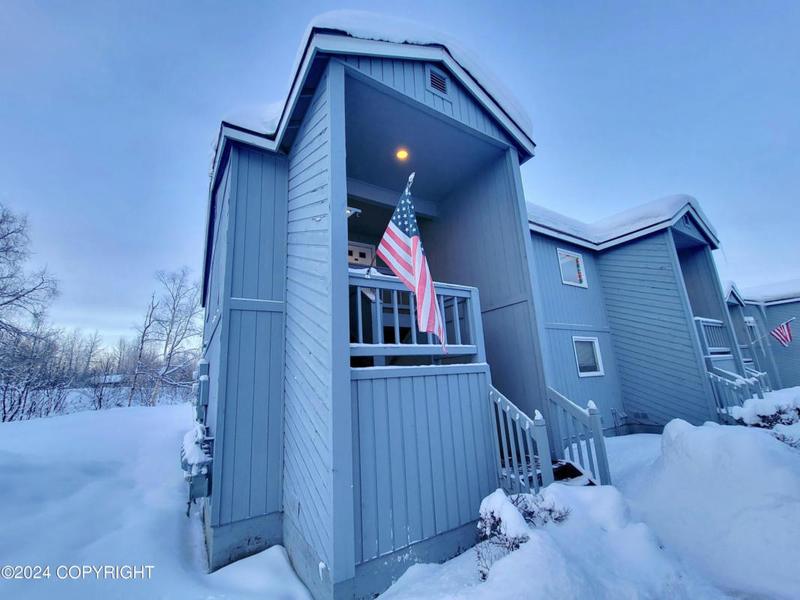 10235 JAMESTOWN DR, Anchorage, AK 99507 Condominium For Sale  MLS# 24-535