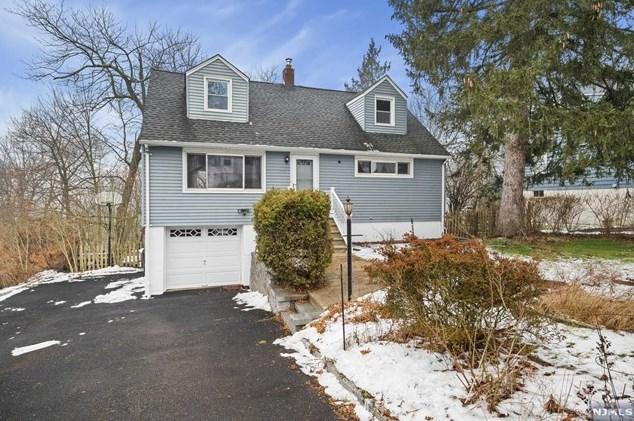 532 Mt Pleasant Ave, West Orange Township, NJ 07052 - MLS 24002493 for Sale