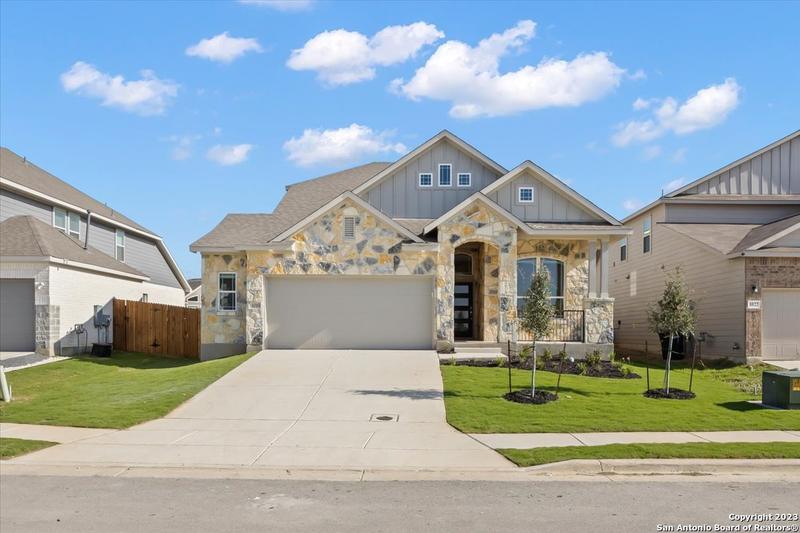 1019 Slight Street, New Braunfels, TX 78130 for Sale