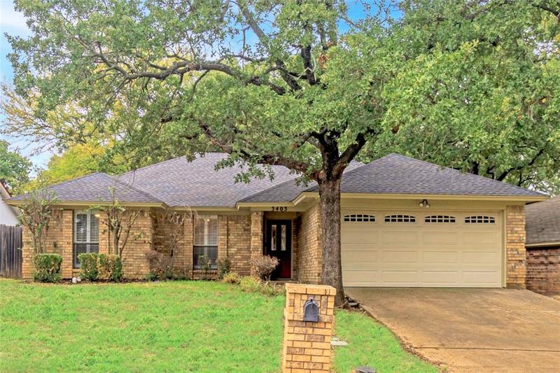 3403 Solano Dr, Arlington, TX 76017 for Sale