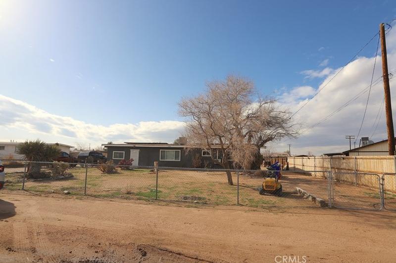 13268 Franceska Rd, Apple Valley, CA 92308 - MLS DW23230262 for Sale