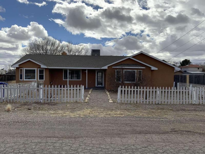 622 Gianera Street, Socorro, NM 87801  622530117 for Sale