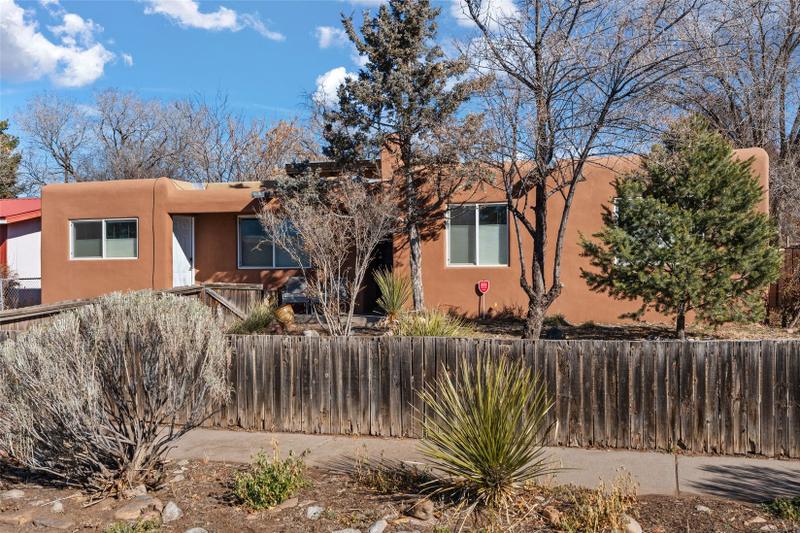 Santa Fe, Santa Fe County, NM House for sale Property ID: 418598276