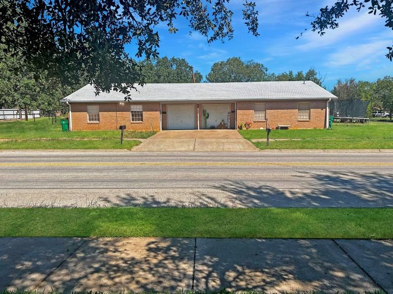 701 W Sadosa St #A & B, Eastland, TX 76448 - MLS 20430138 for Sale