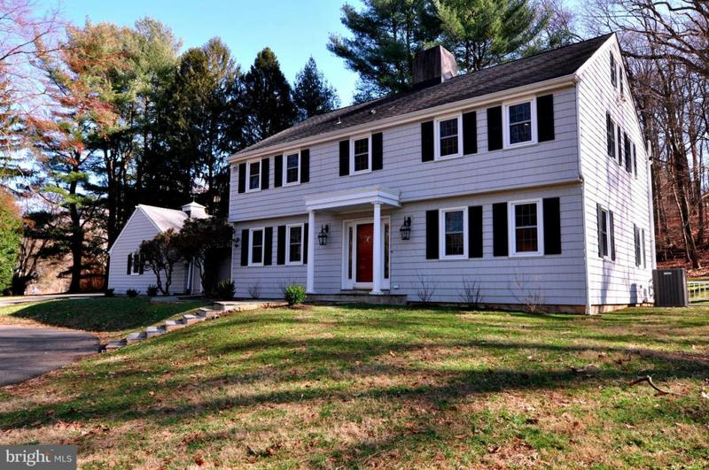 800 SYCAMORE LN, GREENVILLE, DE 19807 Single Family Residence For Sale  MLS# DENC2055090