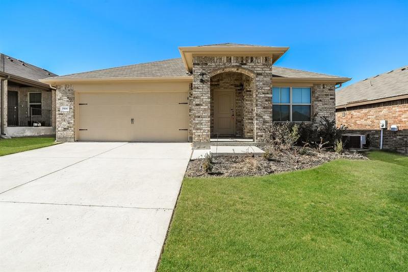 704 Mud Lake Trl, Fort Worth, TX 76120 for Rent