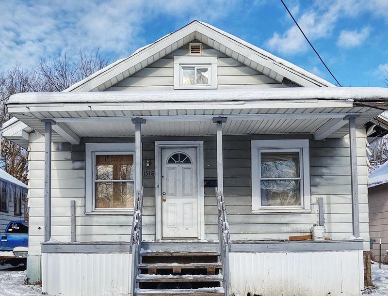 1518 Stanley St, Saginaw, MI 48602  MLS# 50131844 for Sale