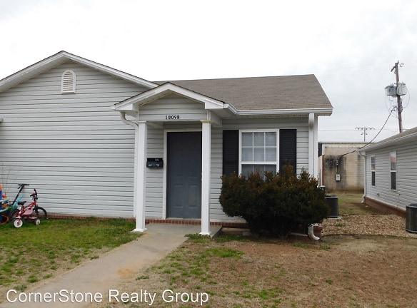1809 N N St - Fort Smith, AR 72901 - Home For Rent
