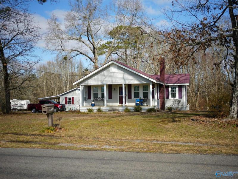 6926 COUNTY ROAD 4, Boaz, AL 35957 Single Family Residence For Sale  MLS# 21852330