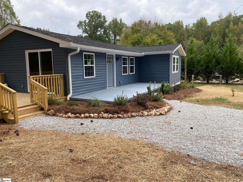 911 Burnett Road, Greenwood, SC 29646 for Sale