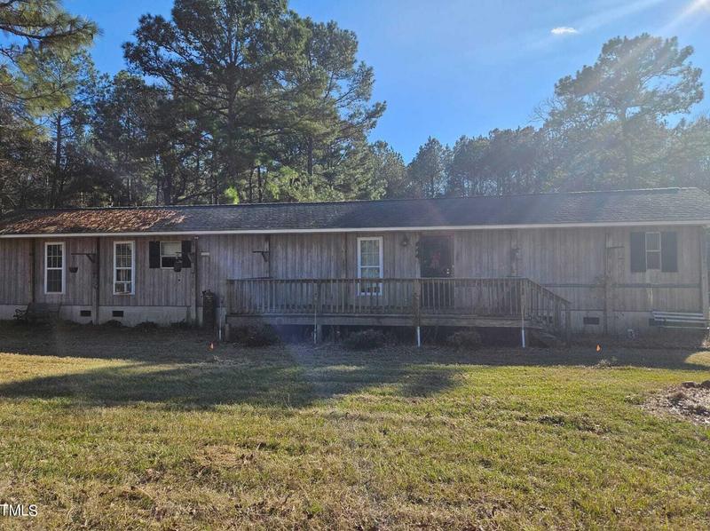 644 Josephine Dr, Lumberton, NC 28358 - MLS 10004565 for Sale