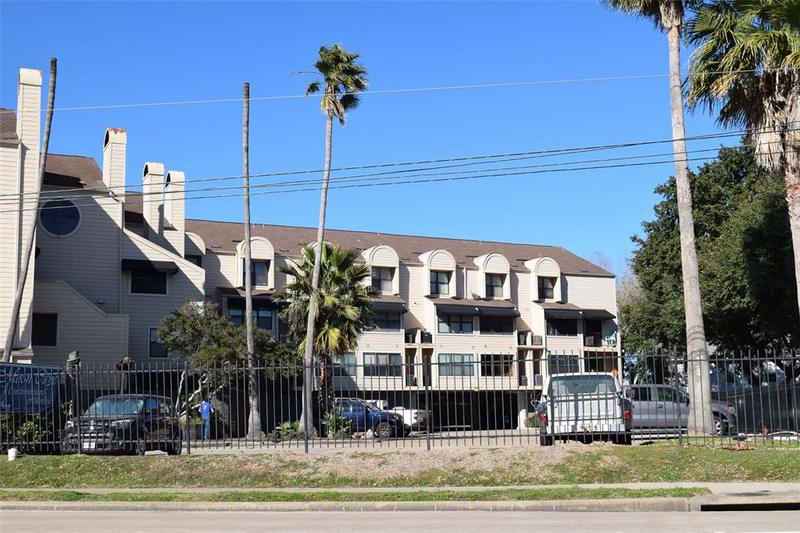 1140 Marina Bay Dr 103A, Kemah, TX 77565 for Sale