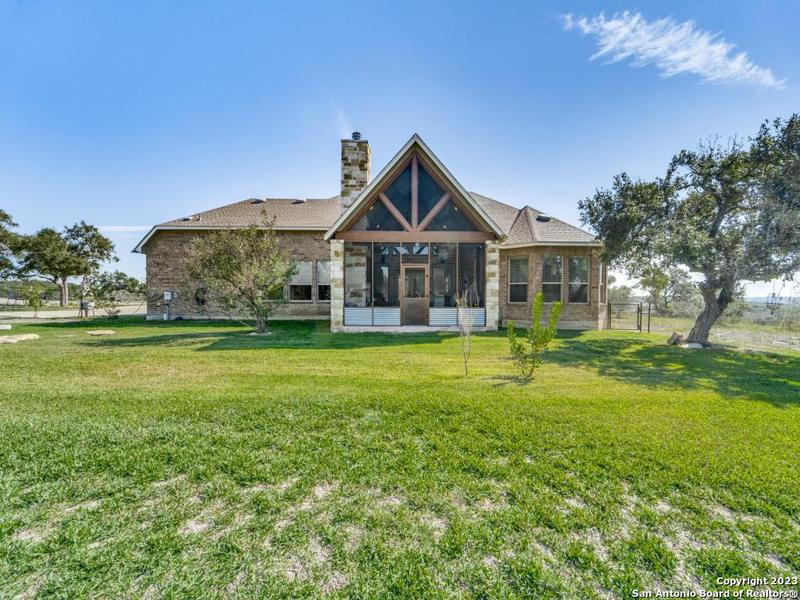 686 ASTRAL PT, Spring Branch, TX 78070 for Sale