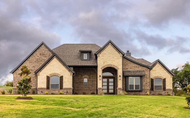108 Cherrybark Ct, Weatherford, TX 76085 - MLS 20525179 for Sale